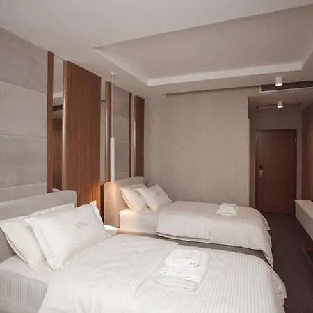 Chicago Hotel 4*