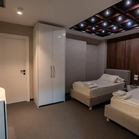 Hotel Chicago 4*