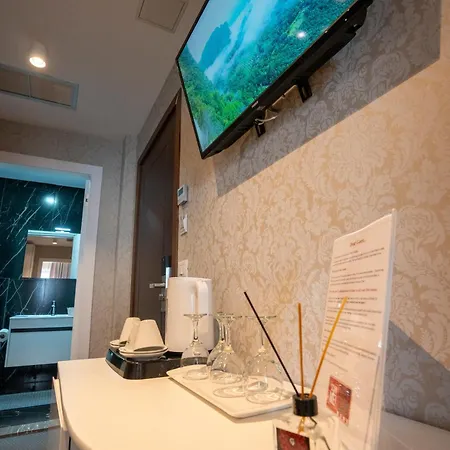 Chicago Hotel 4*