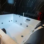 Chicago 4*