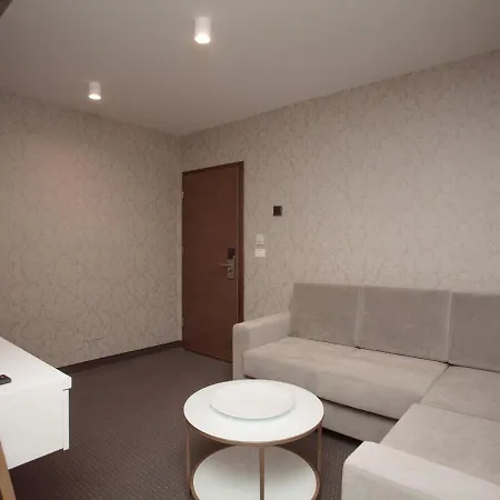 Chicago Hotel Shkoder
