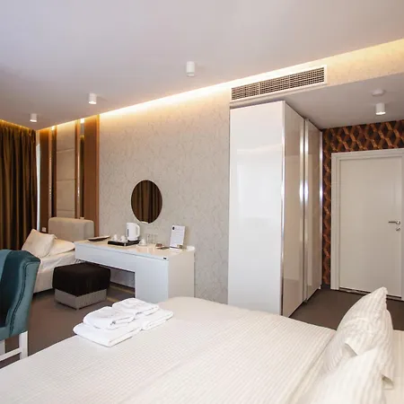Chicago Hotel 4*