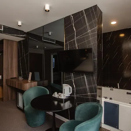 Chicago 4*